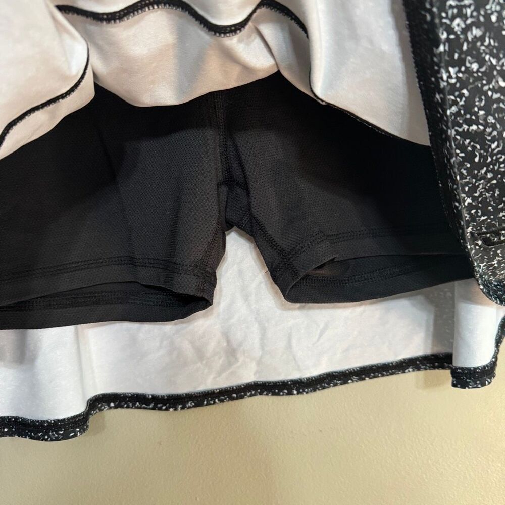 Foot Joy women’s golf skirt, black and white size medium - Picture 4 of 6